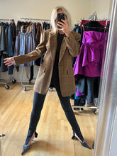 Load image into Gallery viewer, Wool Blazer