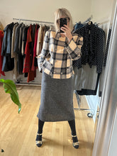 Load image into Gallery viewer, Wool Jacket