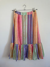 Load image into Gallery viewer, Midi Skirt with Ruffle