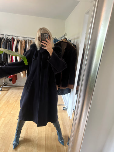 Navy blue wool and cashmere coat with fur