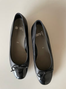 Black Ballerina Shoe