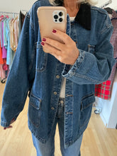 Load image into Gallery viewer, Denim Jacket