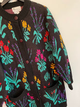 Load image into Gallery viewer, Oversized Floral Print Knit Cardigan