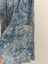 Load image into Gallery viewer, Snow wash city shorts