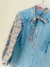 Load image into Gallery viewer, Bow &amp; Ruffles Shirt