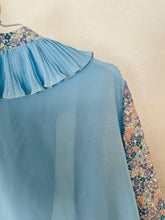 Load image into Gallery viewer, Bow &amp; Ruffles Shirt