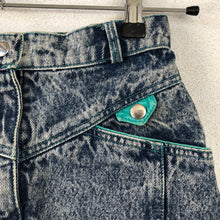 Load image into Gallery viewer, Cool Snow Wash Denim Skirt