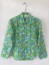 Load image into Gallery viewer, Green Floral Print Shirt 70s