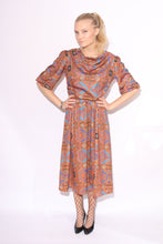 Load image into Gallery viewer, Beautiful Paisley Print 60s Dress