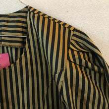 Load image into Gallery viewer, Black Gold Striped Puf Sleeves Shirt