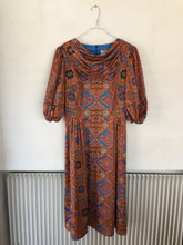 Load image into Gallery viewer, Beautiful Paisley Print 60s Dress