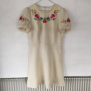 Cute floral embroidery dress