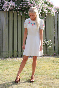 Cute floral embroidery dress