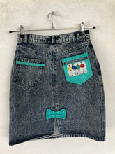 Load image into Gallery viewer, Cool Snow Wash Denim Skirt