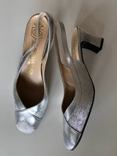 Load image into Gallery viewer, Silver Slingbacks