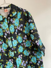 Load image into Gallery viewer, Quilted Robe Floral Print