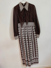 Load image into Gallery viewer, Gorgeous 60s Maxi Dress