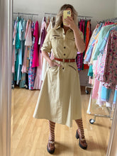 Load image into Gallery viewer, 70s Shirt Dress