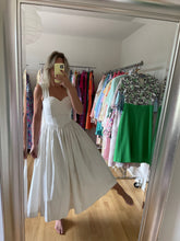 Load image into Gallery viewer, White Linen Dress