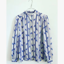 Load image into Gallery viewer, Secretary Lilac Print Blouse 70s