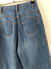 Load image into Gallery viewer, Denim Trumpet Jeans 70s