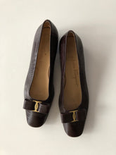 Load image into Gallery viewer, Salvatore Ferragamo Flats