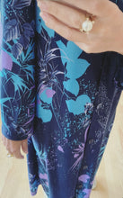 Load image into Gallery viewer, Floral Print Robe