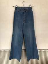 Load image into Gallery viewer, Denim Trumpet Jeans 70s