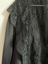 Load image into Gallery viewer, Black Lace Robe