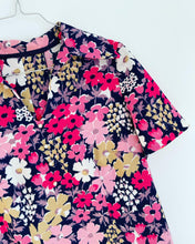 Load image into Gallery viewer, Flower Power Poly