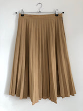 Load image into Gallery viewer, Camel Pleated Skirt