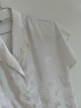 Load image into Gallery viewer, White Lace Shirt