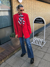 Load image into Gallery viewer, Oversized Blazer